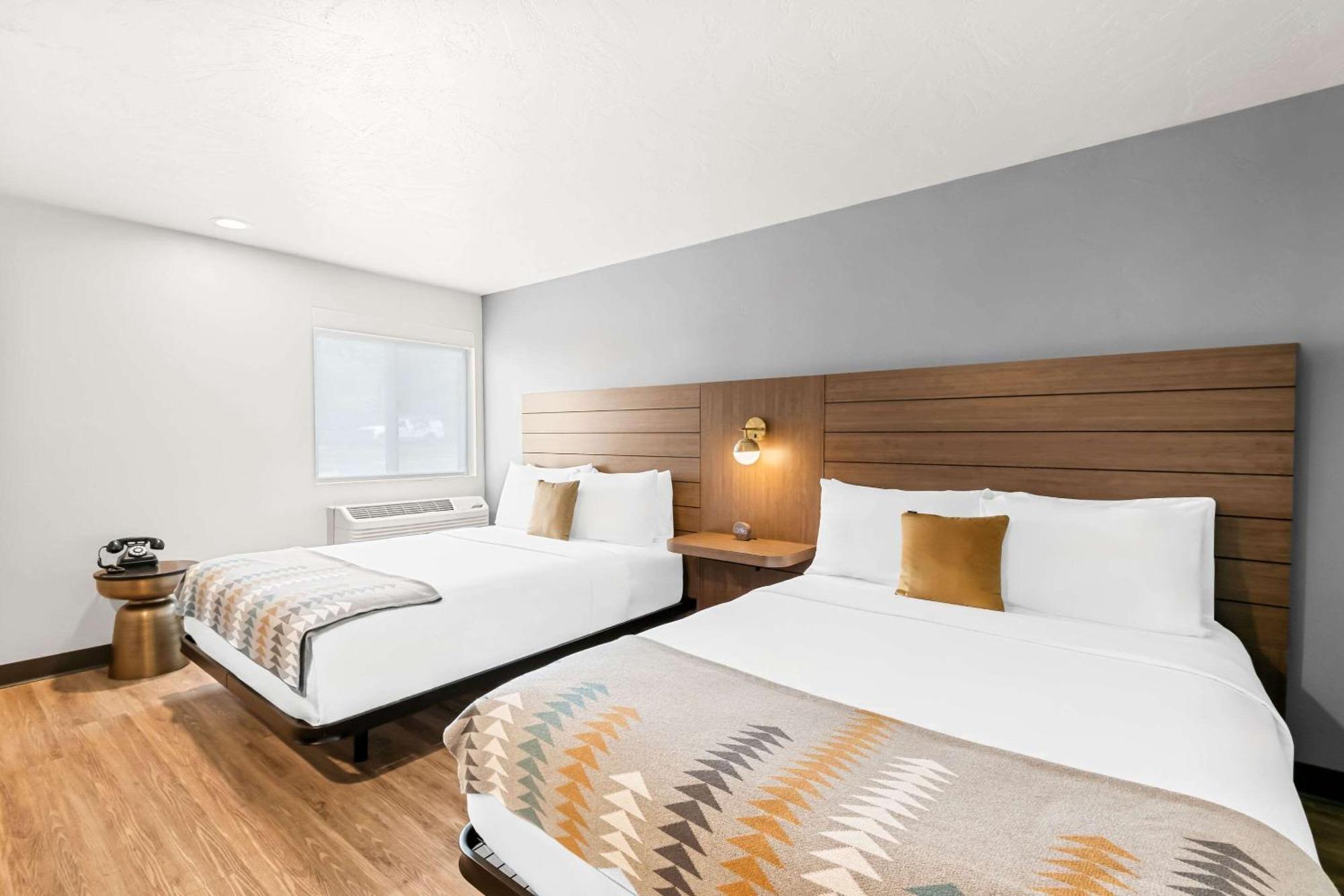 Maverick Hotel Eugene Near University, Ascend Hotel Collection Exterior photo