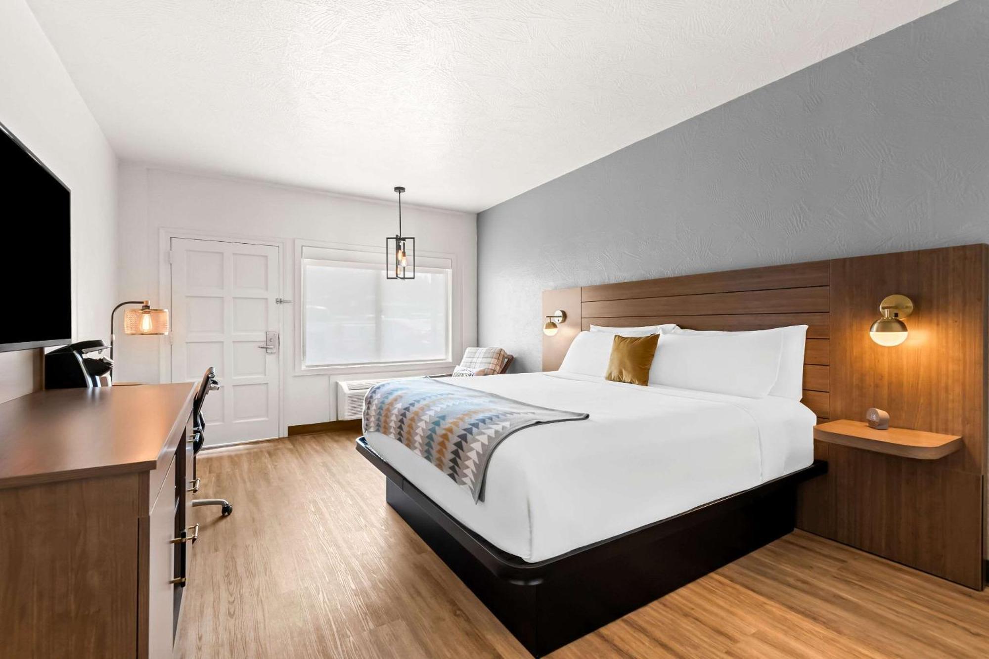 Maverick Hotel Eugene Near University, Ascend Hotel Collection Exterior photo