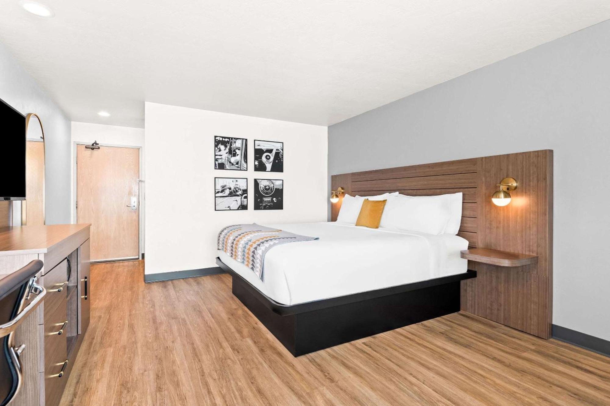 Maverick Hotel Eugene Near University, Ascend Hotel Collection Exterior photo