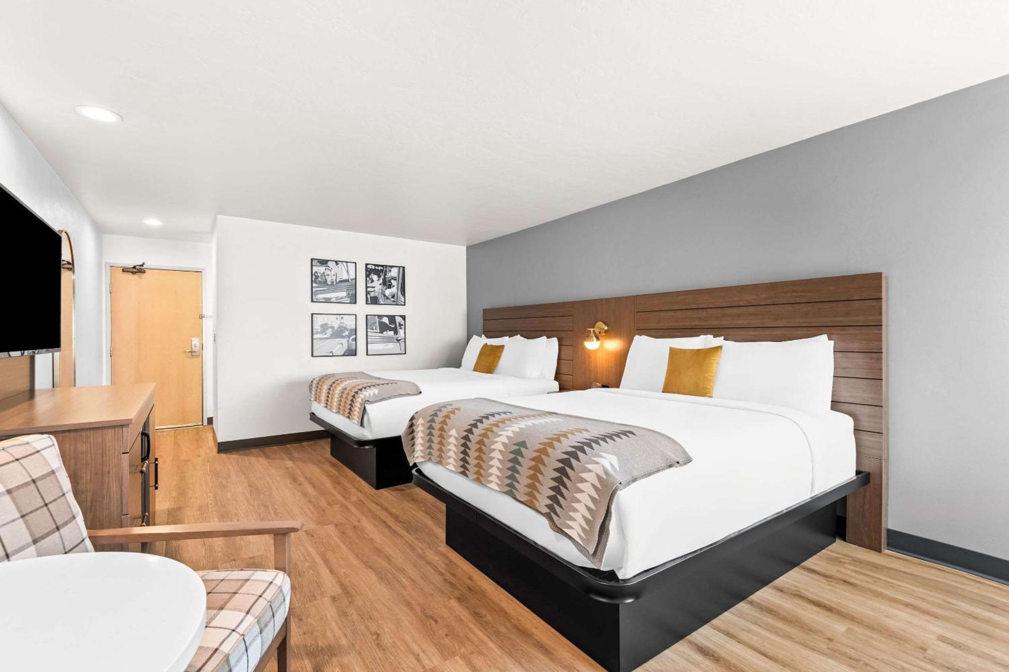 Maverick Hotel Eugene Near University, Ascend Hotel Collection Exterior photo
